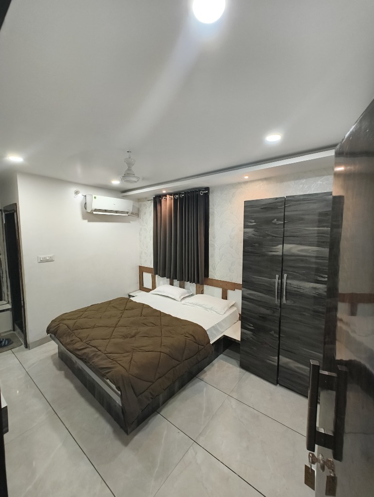 Standard Private Room Bed